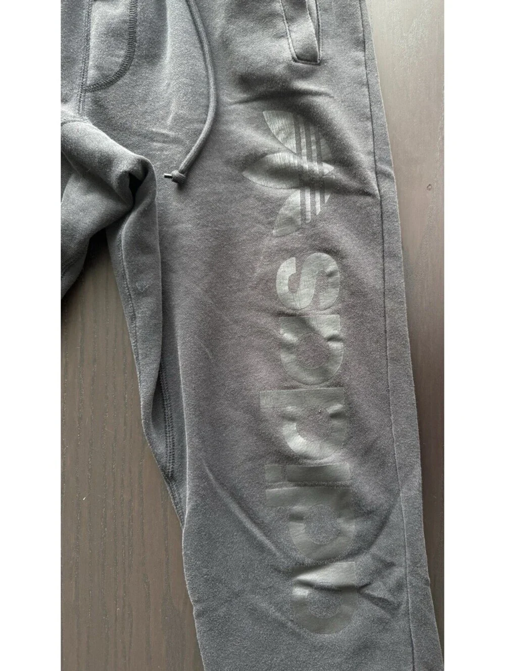 Adidas Originals Mens Small 28” Blackbird Joggers Vintage Black Fleece